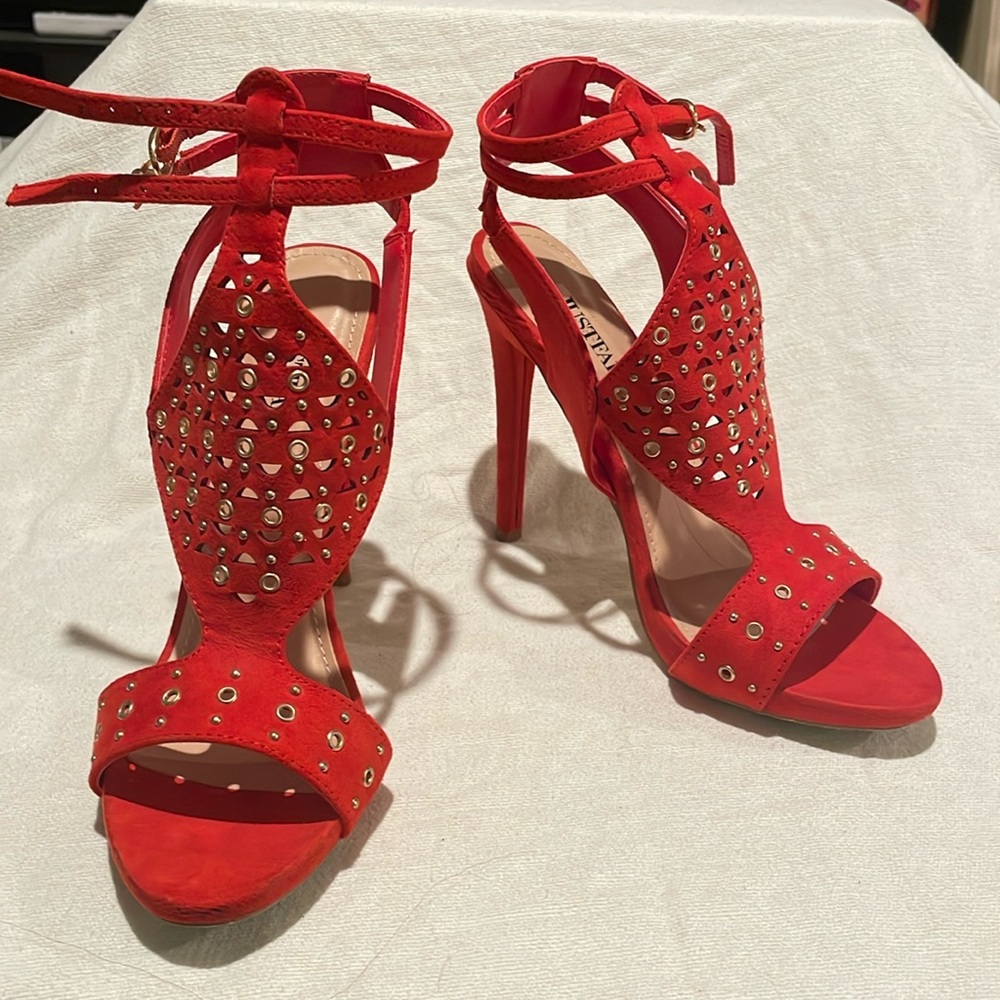 Slightly used; size 8.5
